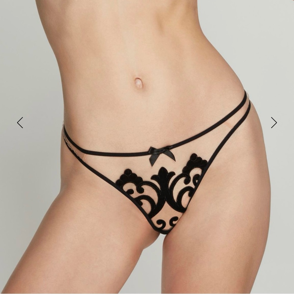 Agent Provocateur | Haylie Thong